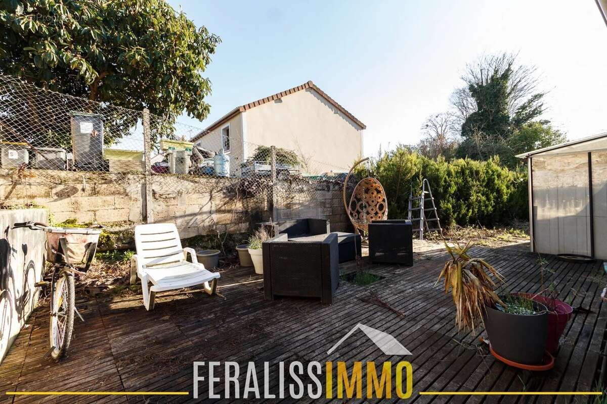 Maison à VAUX-SUR-SEINE