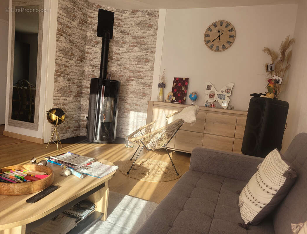 Maison à SAINT-OUEN-DES-ALLEUX