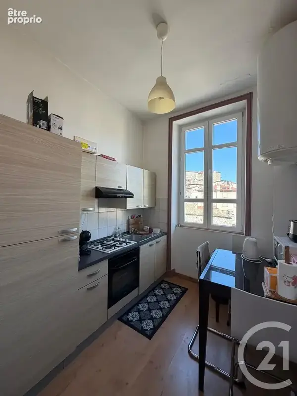 Appartement 154 m² à vendre à Annonay (07100) - photo 2