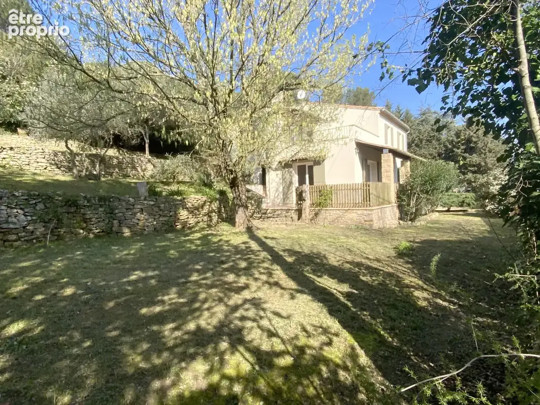 Charmante villa avec vue et terrain arboré. - photo 4