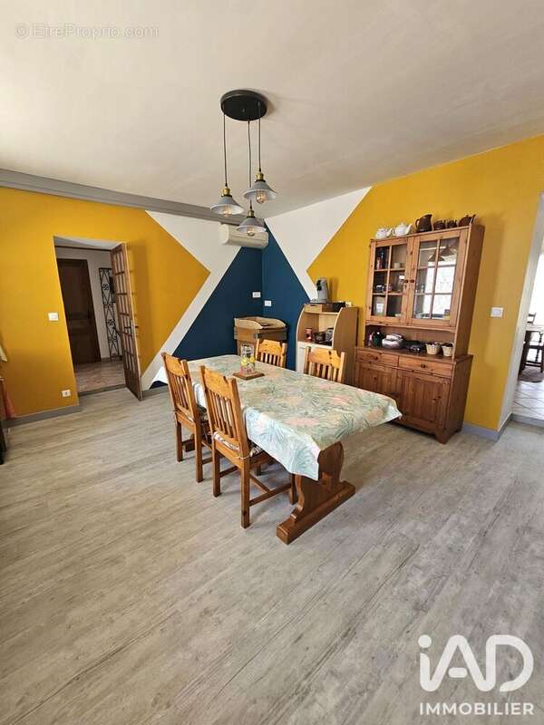 Maison 279 m² à Braud-Et-Saint-Louis  - photo 3