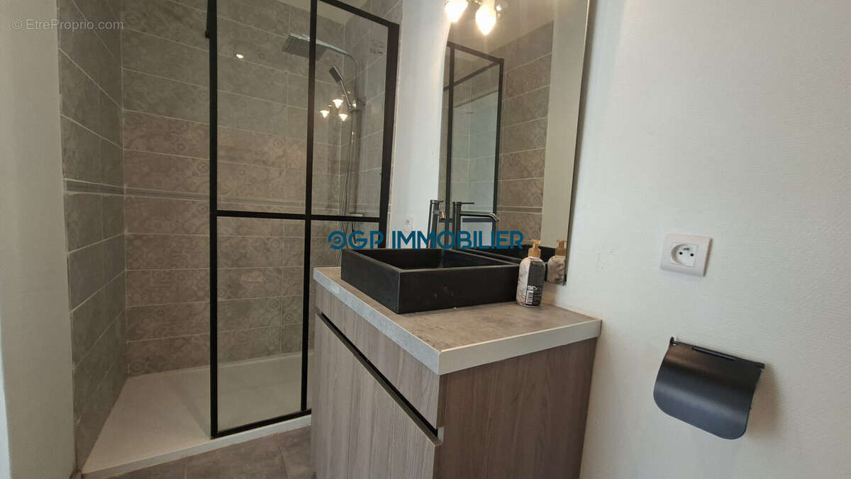 Maison à LA MAGDELAINE-SUR-TARN