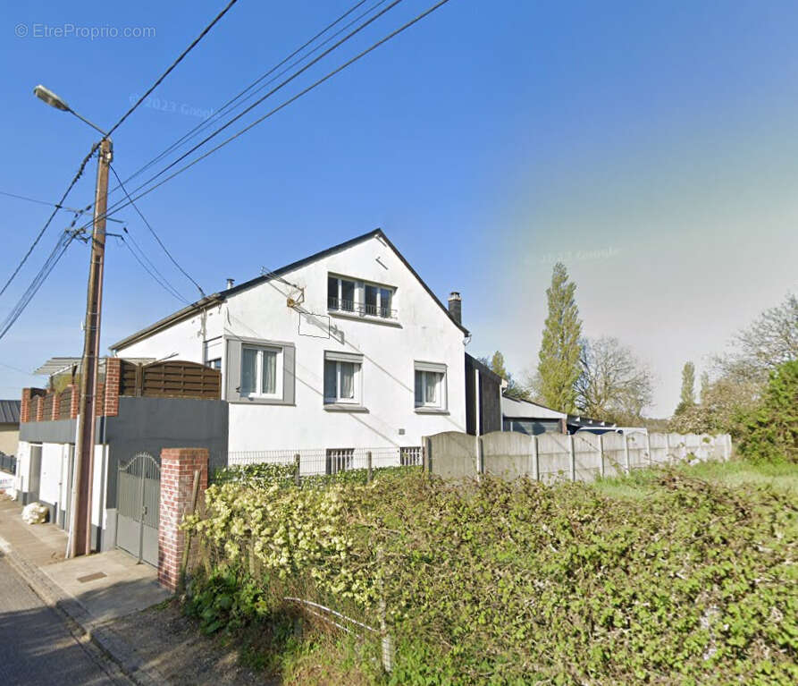 Maison à FRIAUCOURT