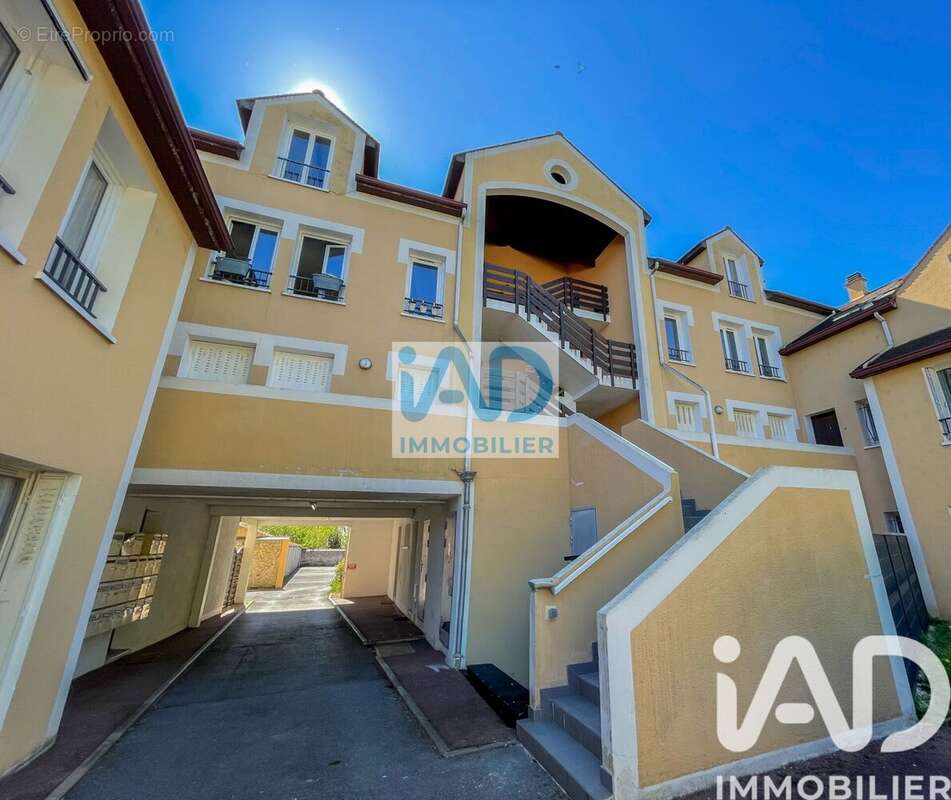 Photo 2 - Appartement à ETRECHY