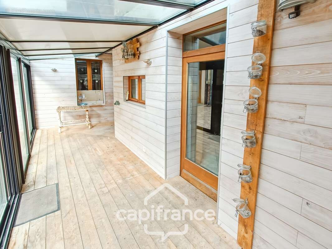 A vendre sennecey le grand maison de 136 m² - dependance et atelier de 262 m² - photo 2
