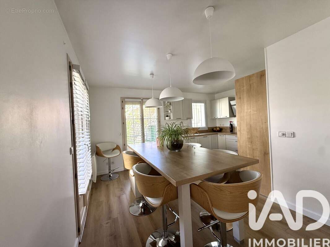 Photo 3 - Maison à VILLECRESNES