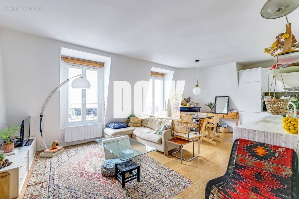 Appartement à PARIS-10E