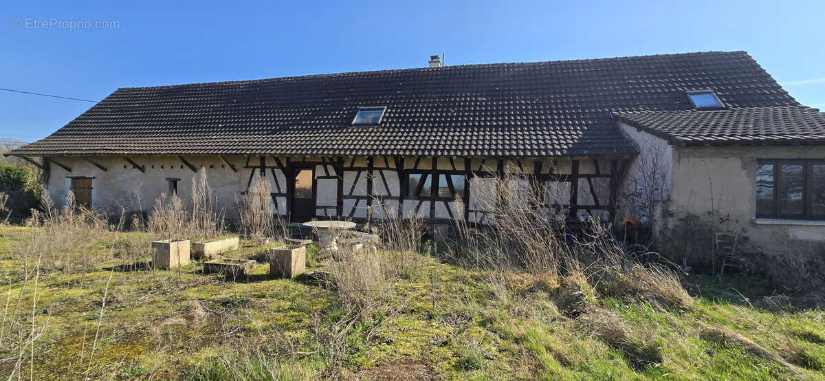 Maison à SAINT-CHRISTOPHE-EN-BRESSE