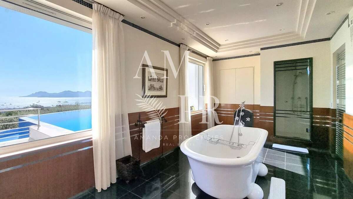Maison à CANNES