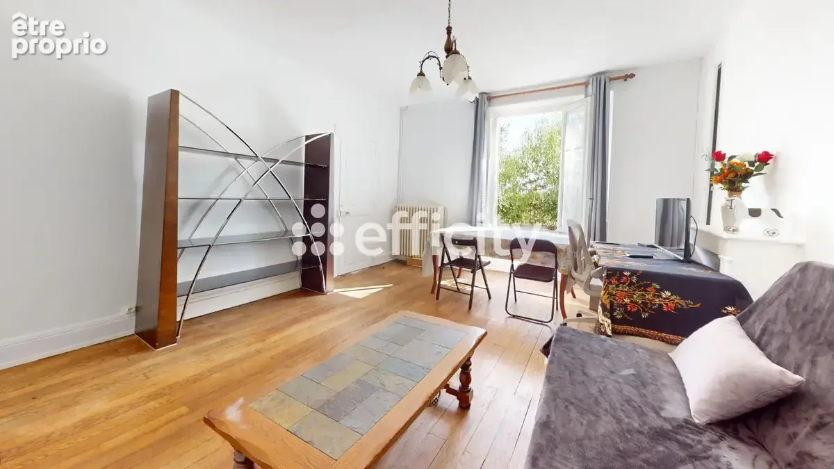 Maison 6 pièces 120 m² à vendre à Vierzon (18100) - photo 3
