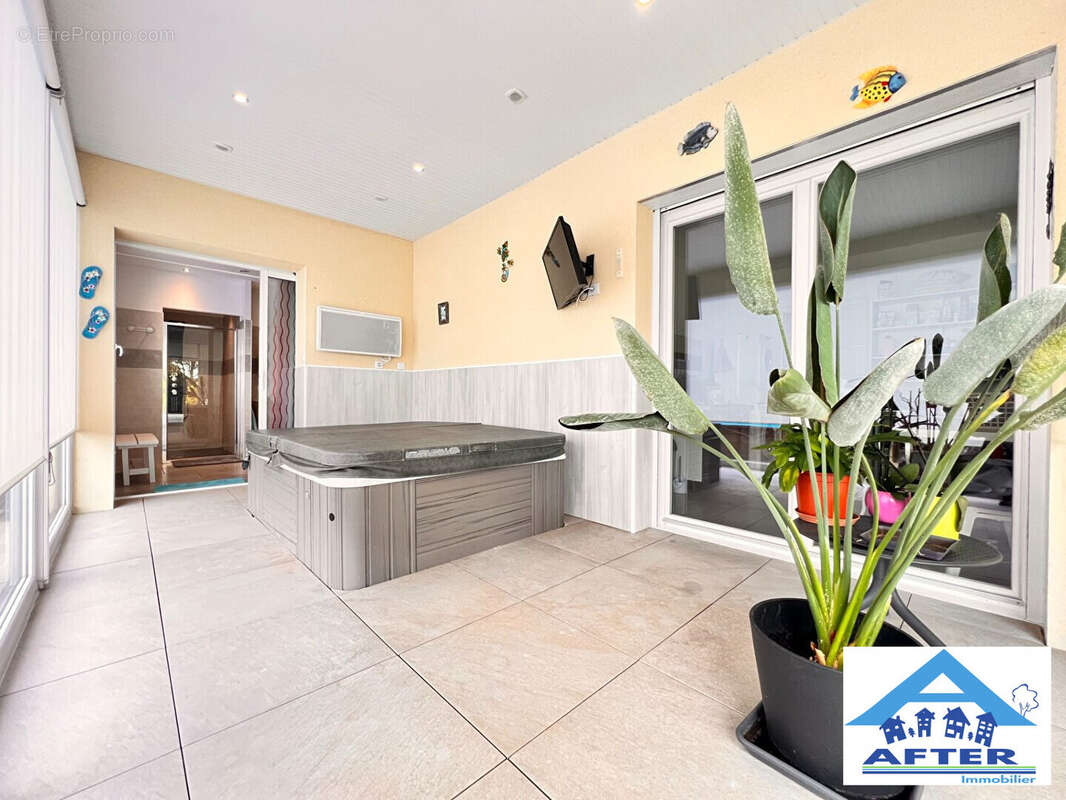 Maison à XERMAMENIL