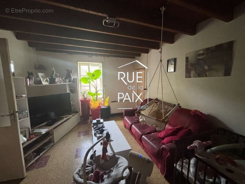 Maison à SAINT-LOUP-LAMAIRE