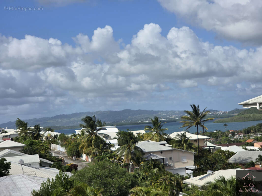 3 ILETS : T4 avec superbe terrasse et vue mer - photo 7