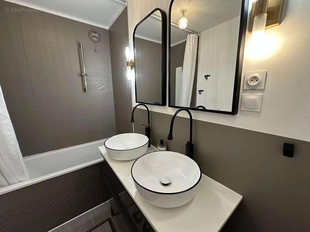 Appartement à ROMAINVILLE
