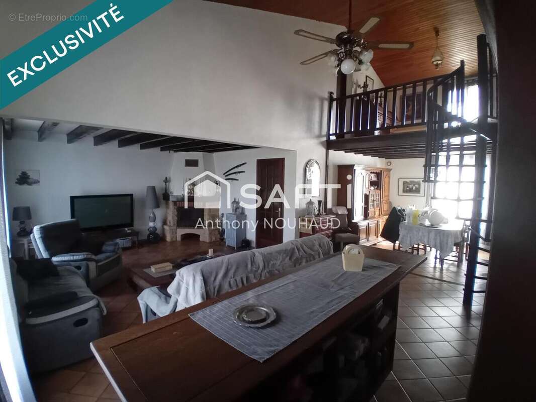 Photo 5 - Maison à GENSAC-LA-PALLUE