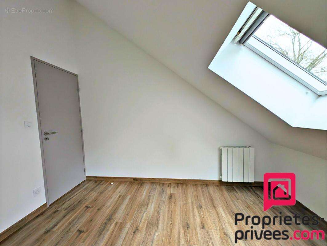 Maison à SAINTE-LUCE-SUR-LOIRE