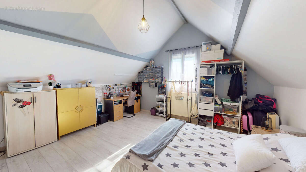 Maison à SAINT-DOULCHARD