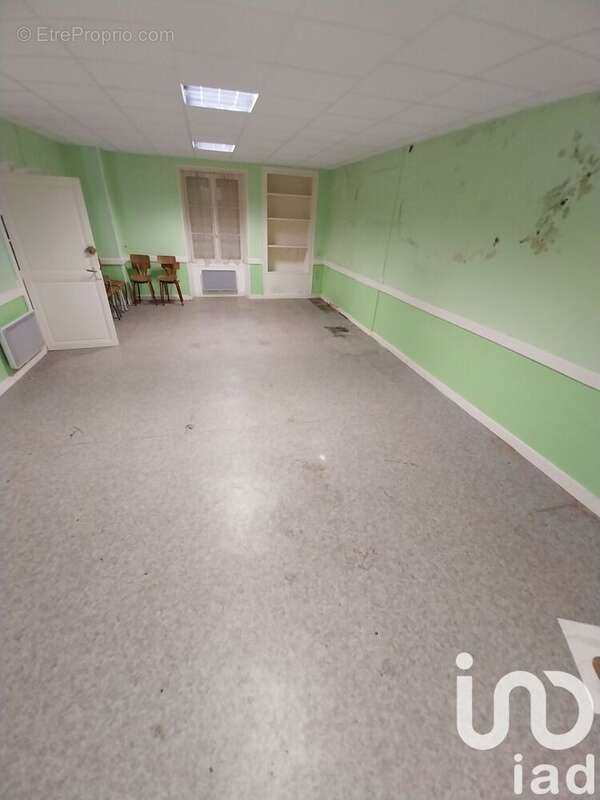 Photo 2 - Maison à MONTMORILLON