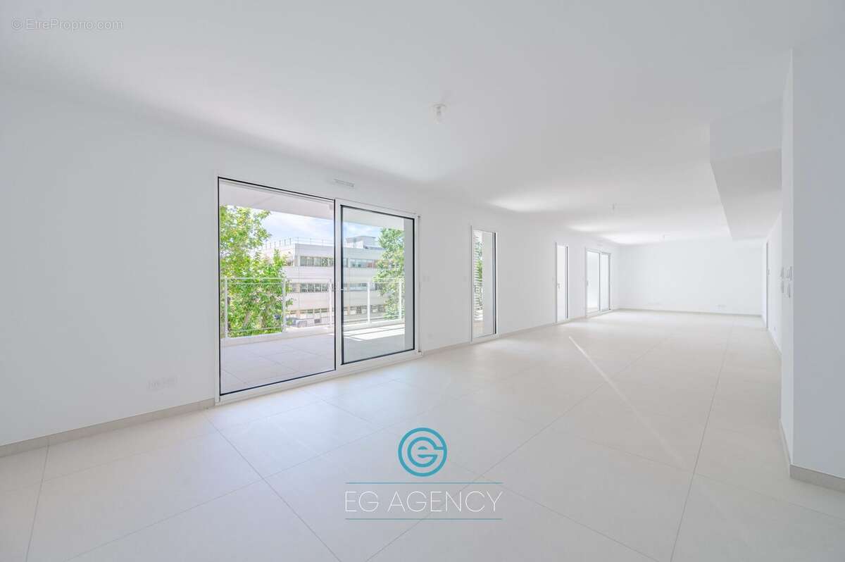 Appartement à MARSEILLE-8E