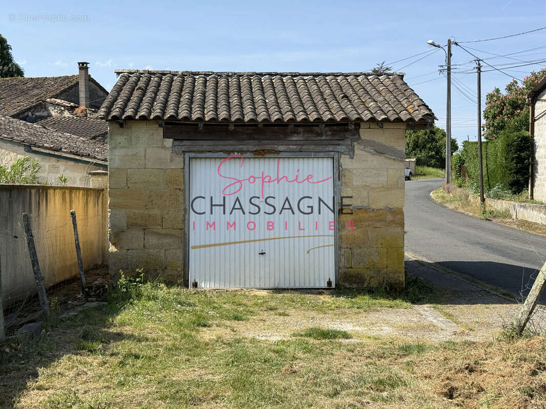 Maison à BRANNE