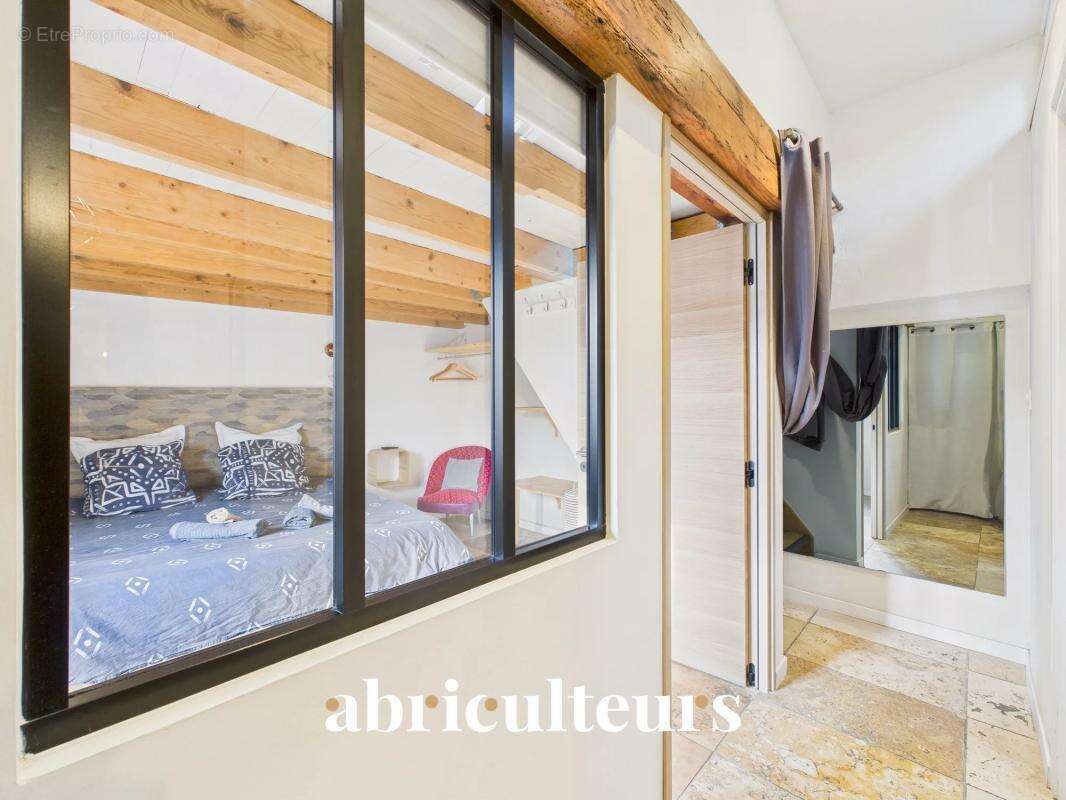 GRANS (13450) - Maison de village T4 rénovée - photo 7