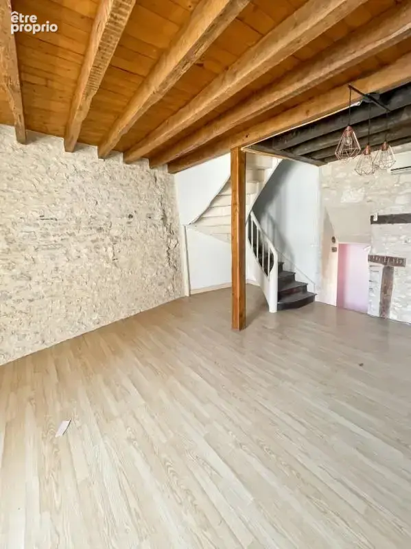 Vente Interactive - Départ des offres à 164000 en plein coeur de Saint Gaultier  11 pièces 306 m2 - photo 12