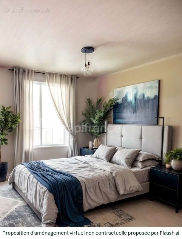 Appartement à NOIRETABLE