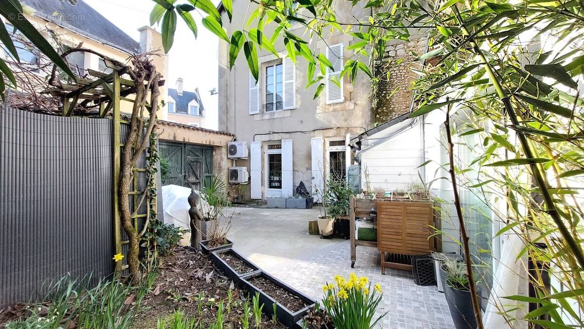 Maison à POITIERS