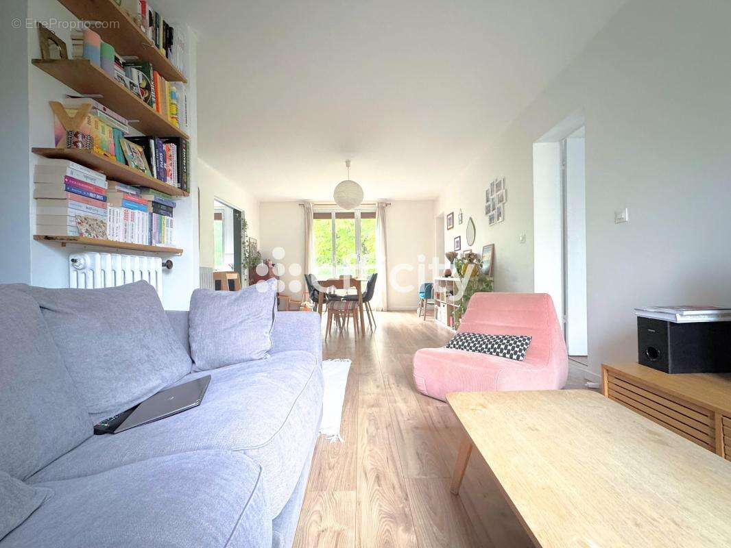 Appartement à SAINT-MAURICE
