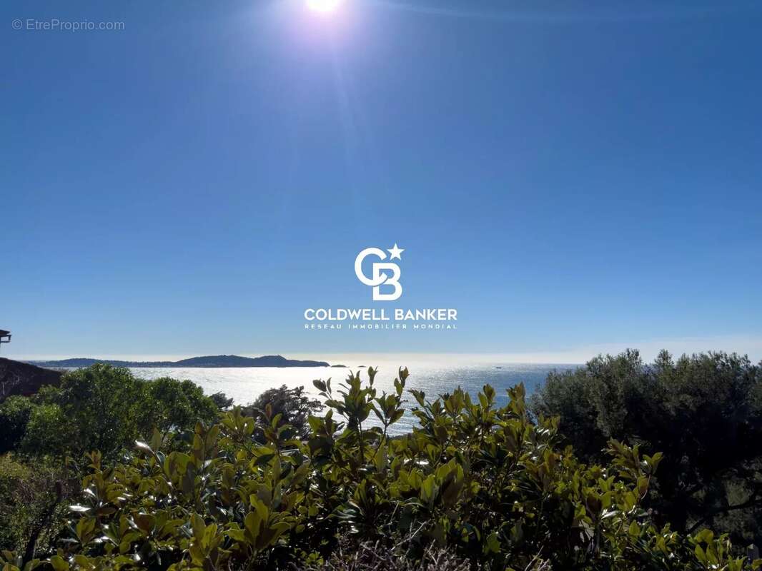 Maison à CARQUEIRANNE