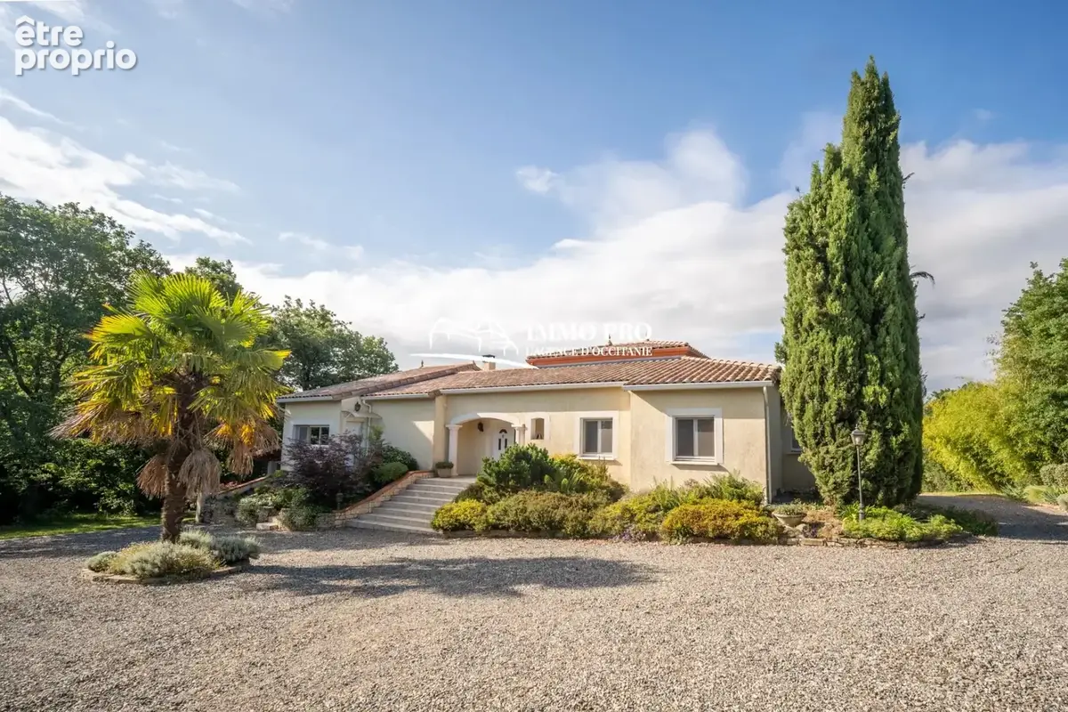 LE FOUSSERET   Villa de 2001 sur 1.4 hectare - photo 7