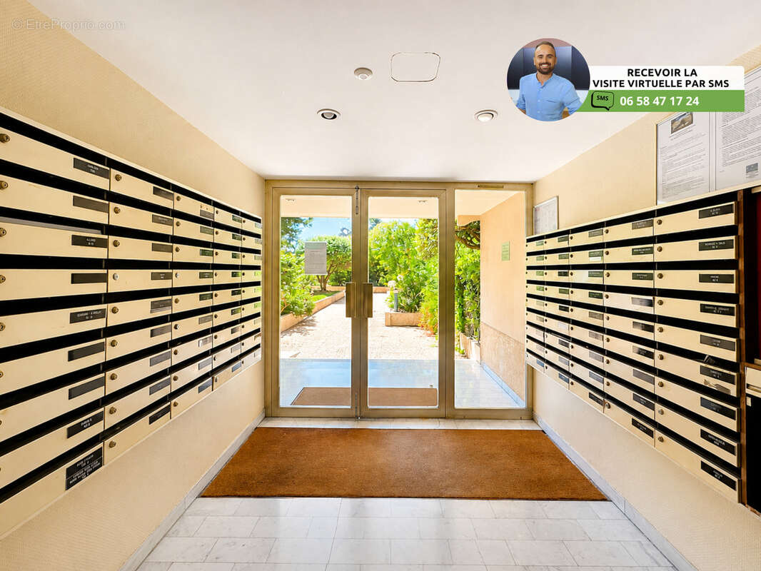 Appartement à VALLAURIS