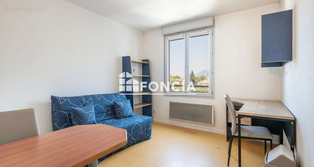 Appartement à FONTAINE