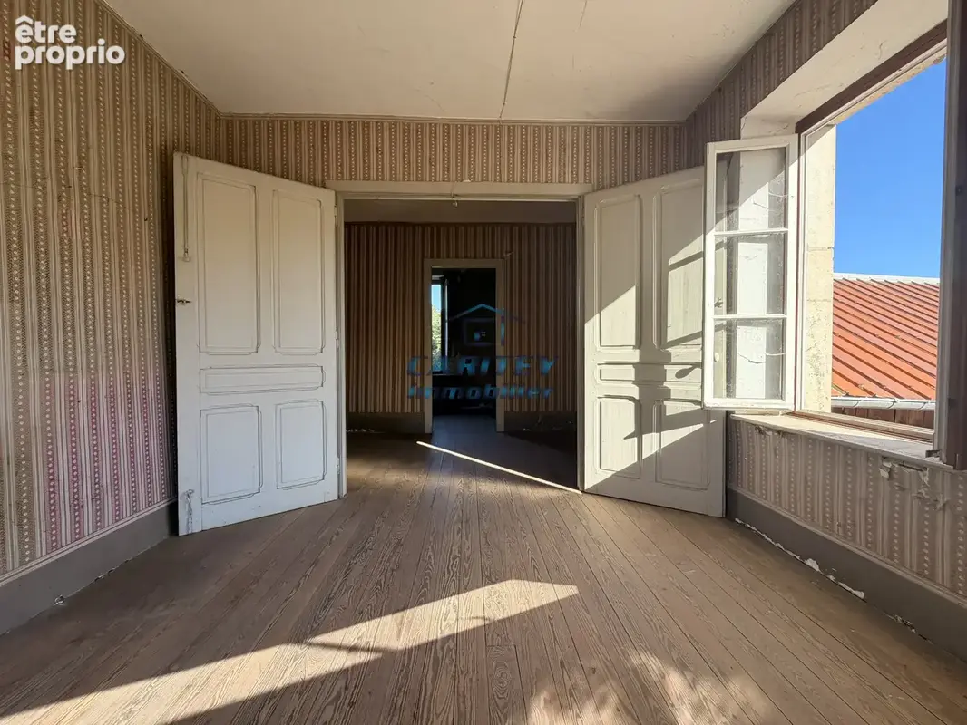 Maison de caractère à rénover - photo 11