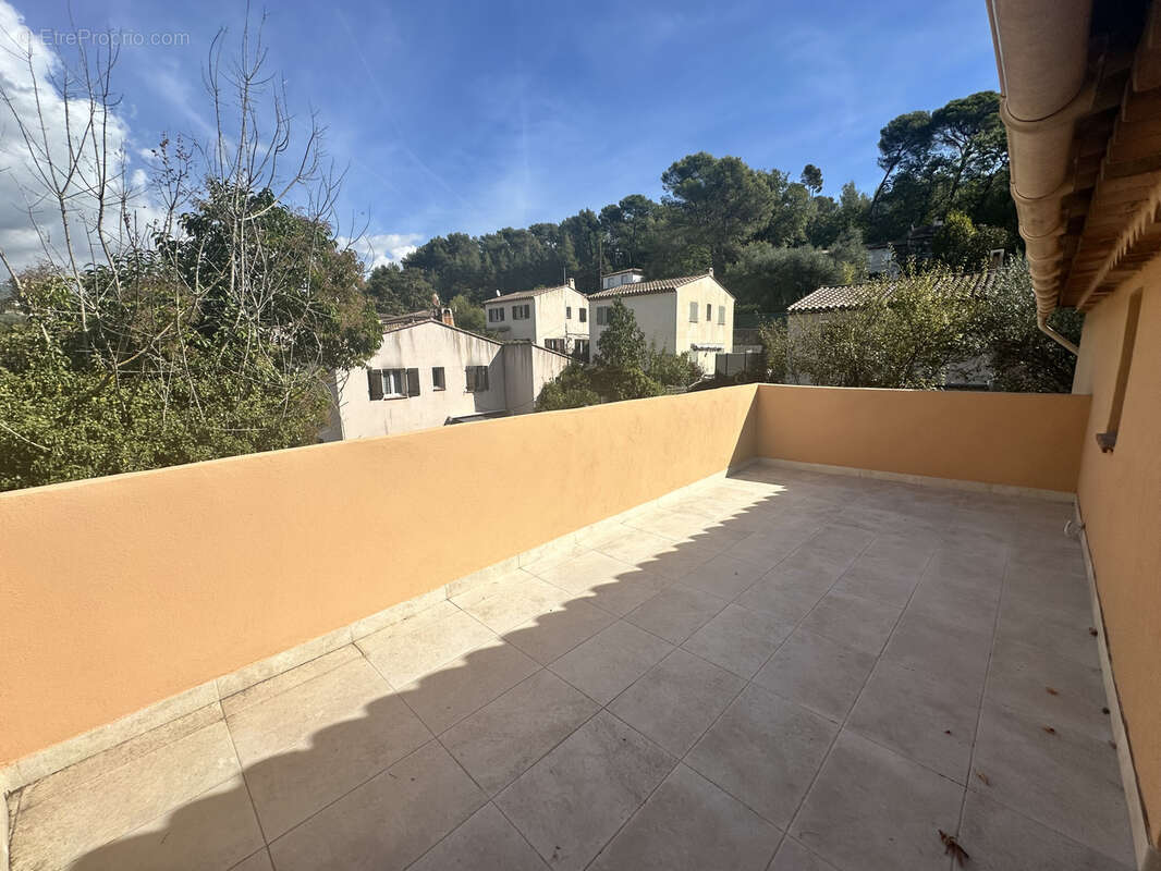 Maison à GRASSE