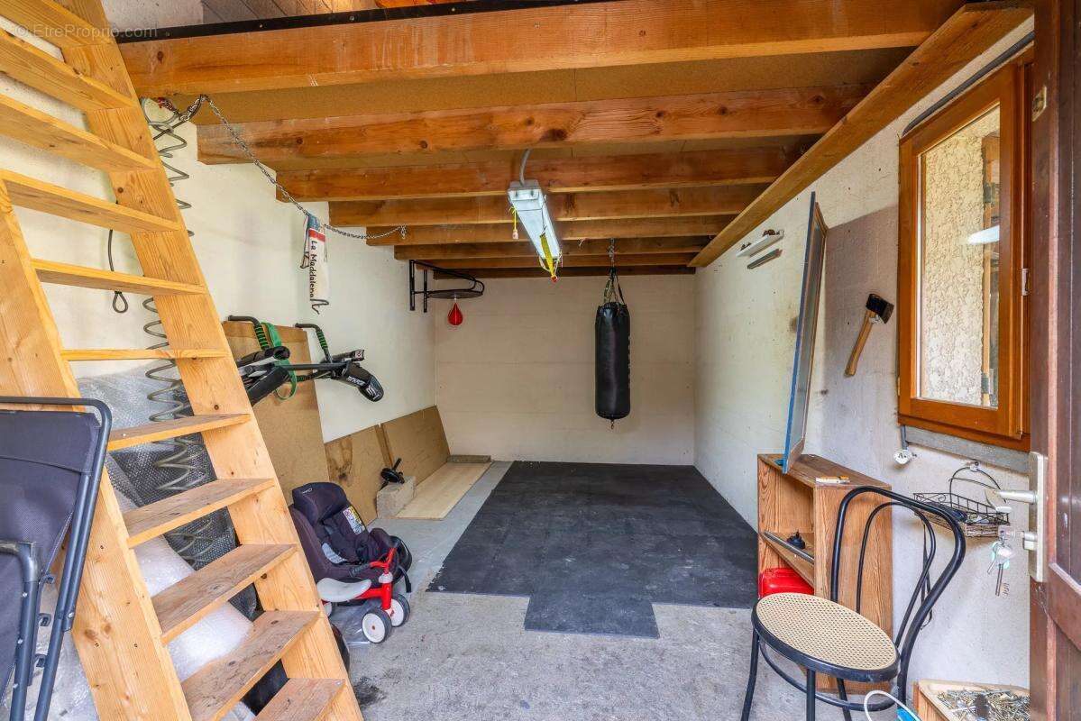 Maison à BRIIS-SOUS-FORGES