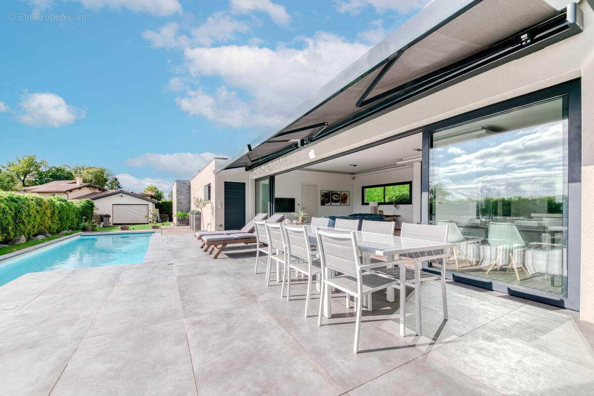 Maison à SAINT-CYR-AU-MONT-D&#039;OR