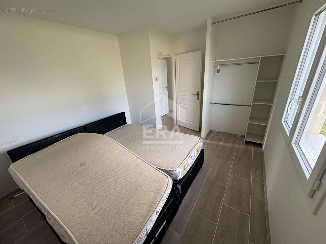 Maison à CAMPS-SUR-L&#039;ISLE