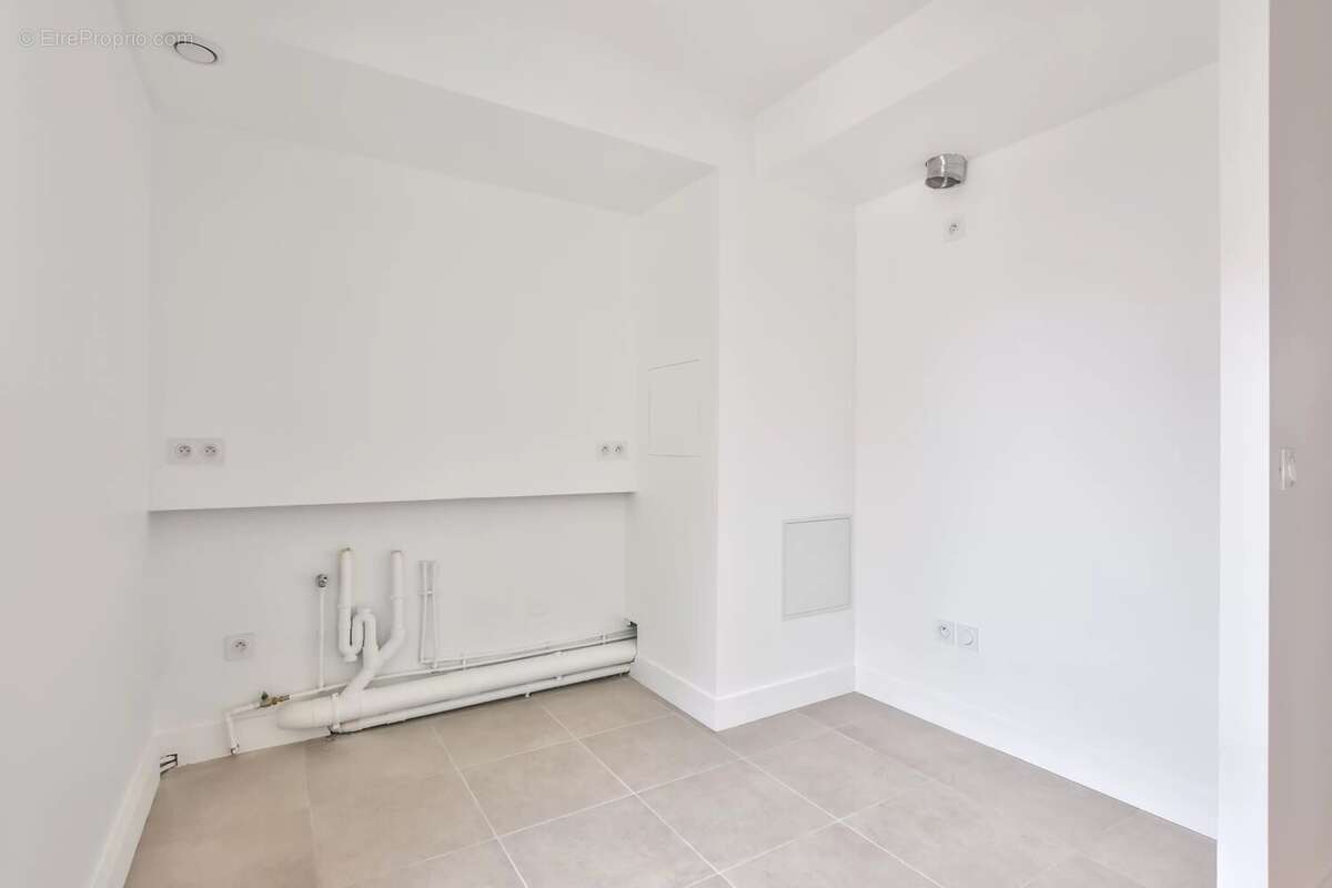 Appartement à PARIS-19E