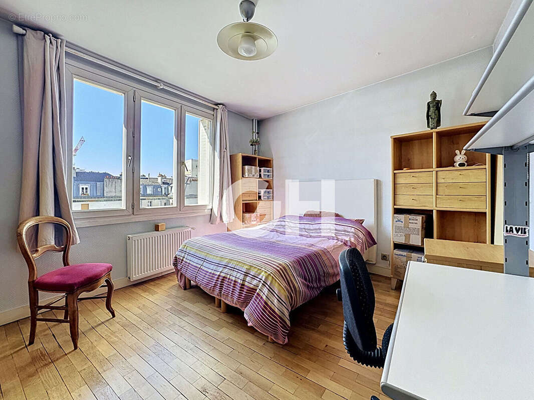 Appartement à PARIS-20E