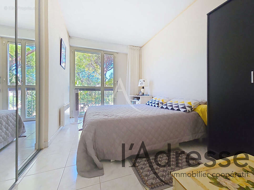 Appartement à MANDELIEU-LA-NAPOULE