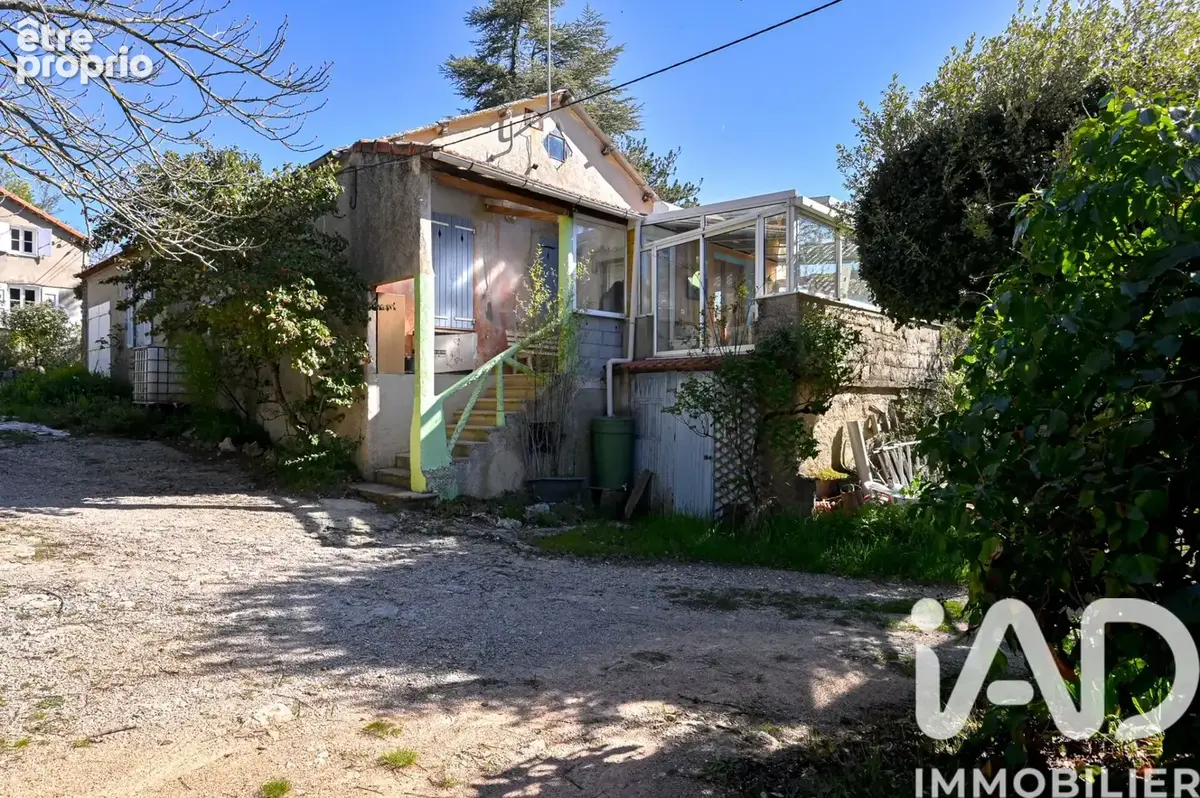 Photo 1 - Maison à PLAN-D'AUPS-SAINTE-BAUME