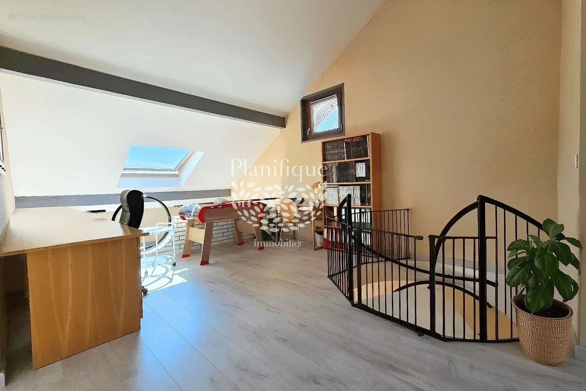 Appartement à REIGNIER