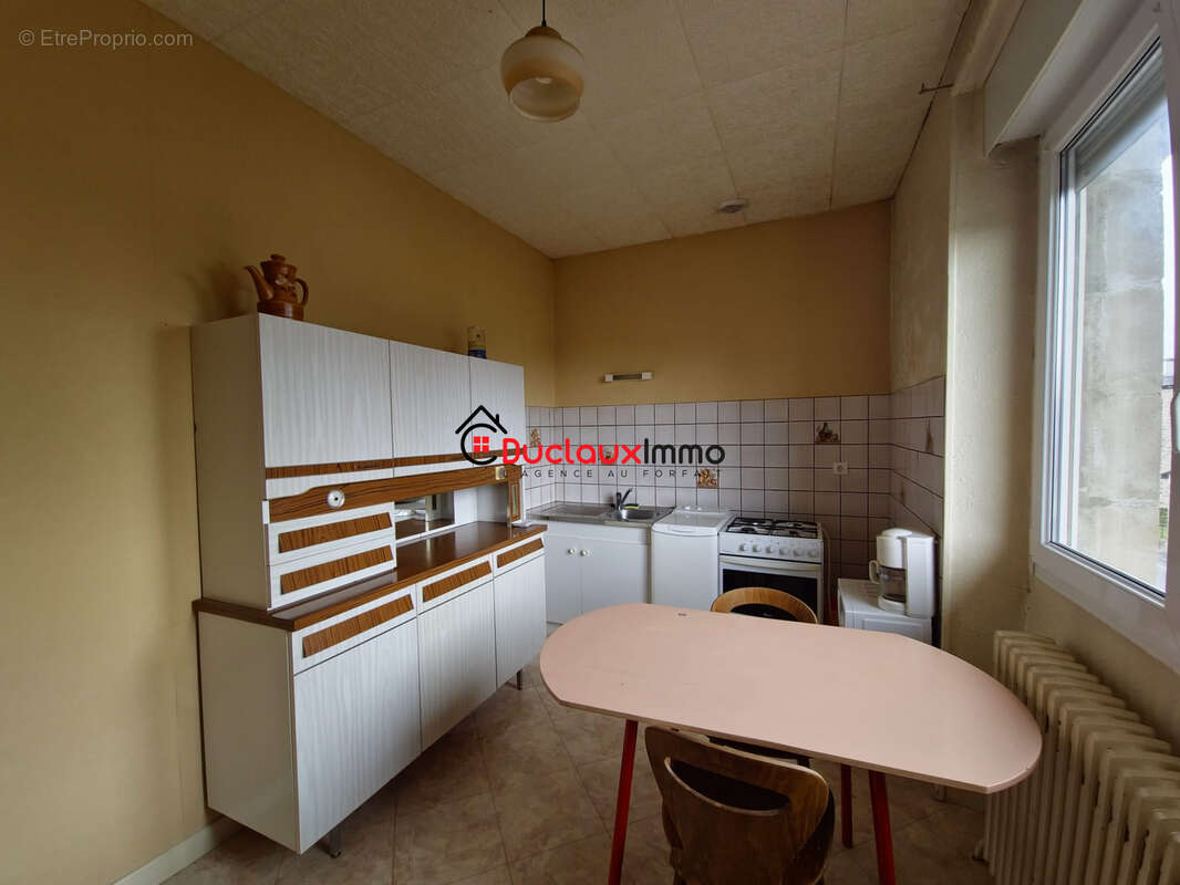 Maison individuelle composé de 4 appartements - photo 10