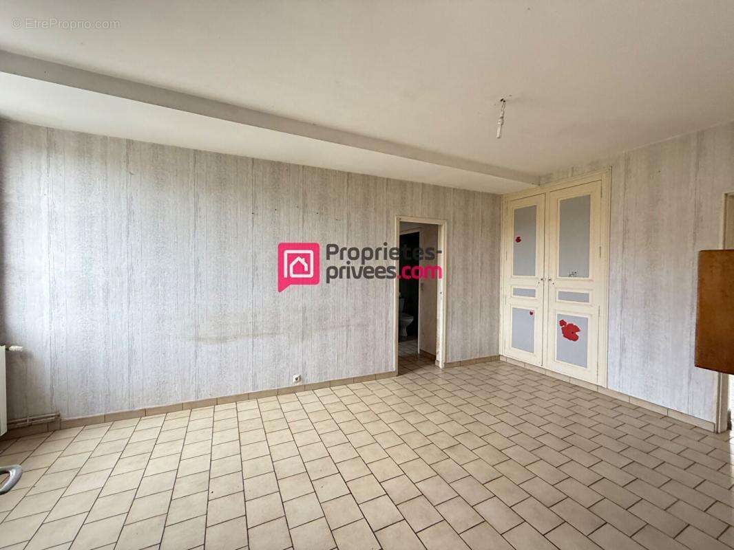 Maison à MARCILLY-SUR-VIENNE