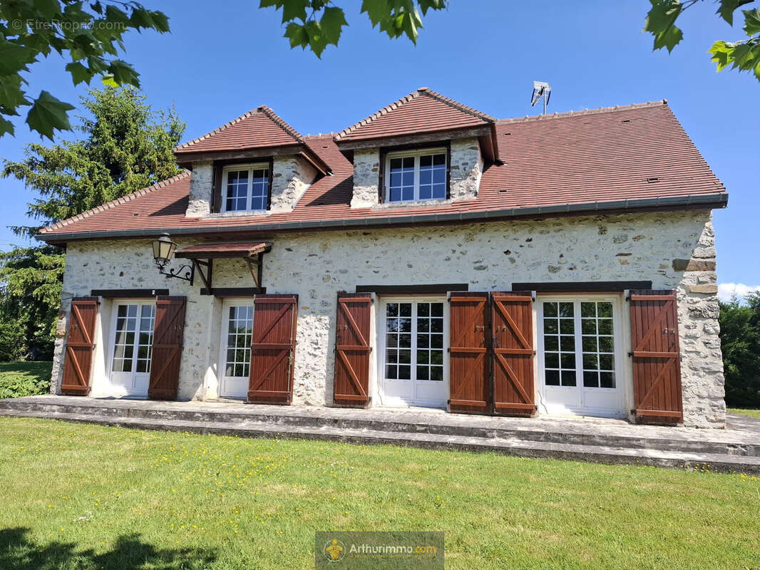 Maison à LA FERTE-GAUCHER