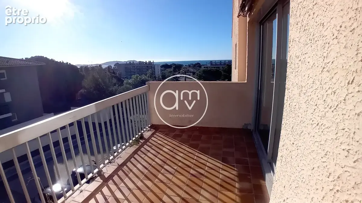 Appartement à CARQUEIRANNE