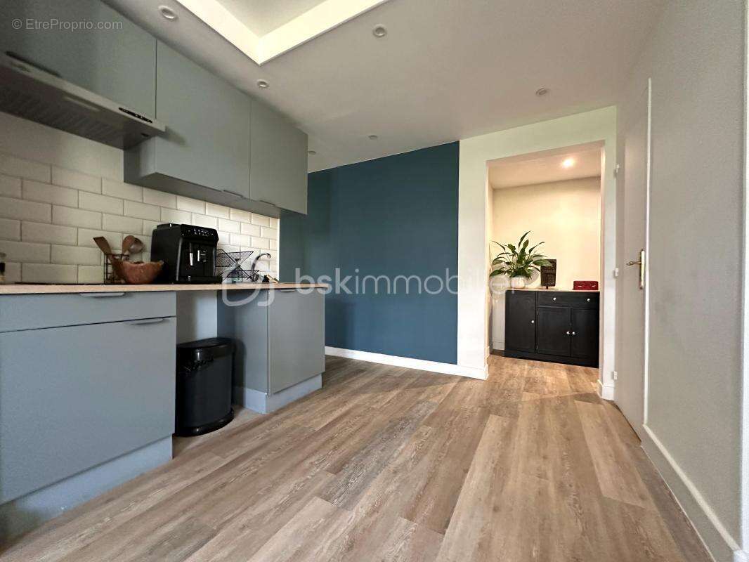 Pontoise saint-martin - 3 pièces avec jardin de 160 m², parking et cave - photo 8