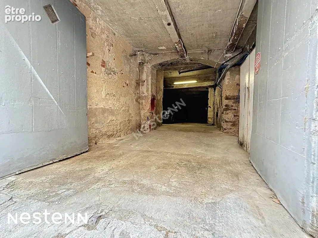 Narbonne centre ? à deux pas des halles ? plateau de 91 m² à aménager ? fort potentiel - photo 4