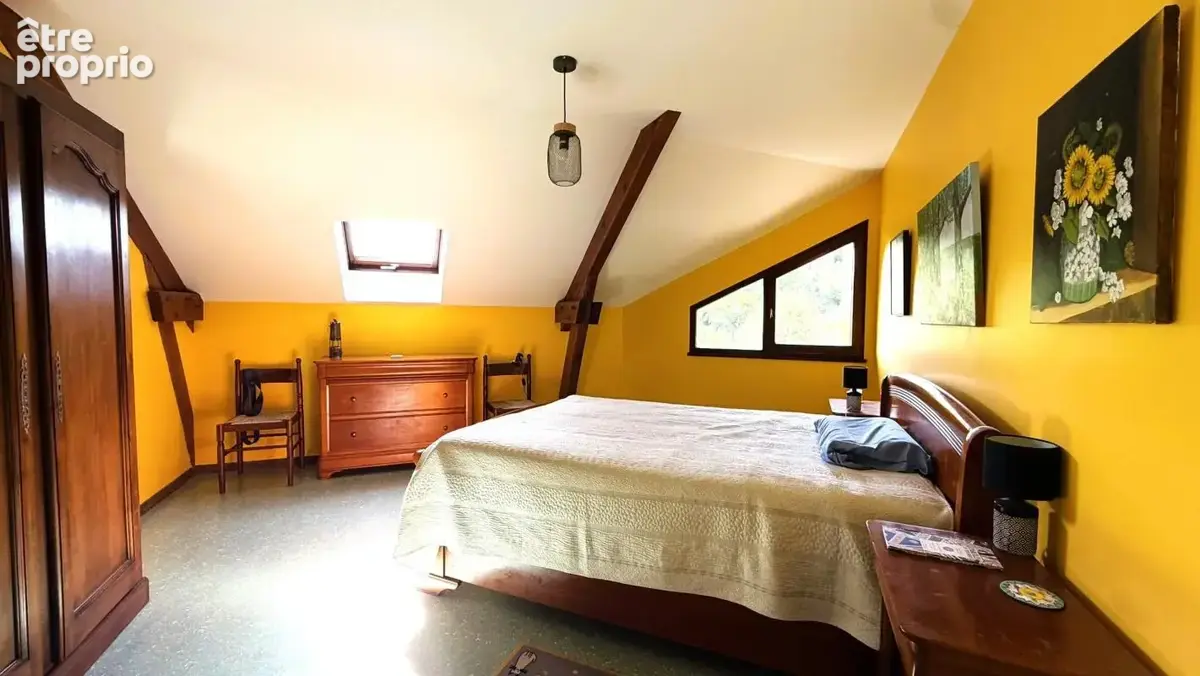 Maison d’architecte avec piscine et grand terrain au centre de Marcillac-Vallon - photo 6